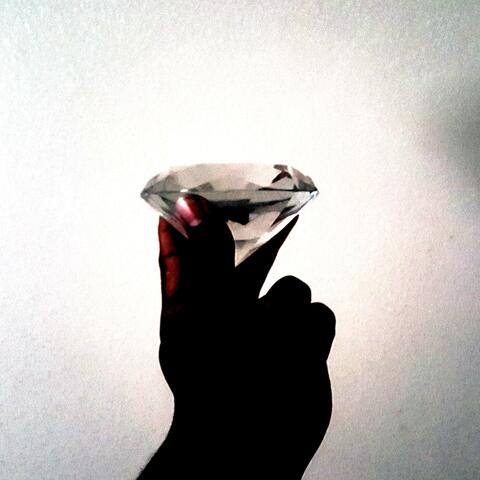 DiAMOND$