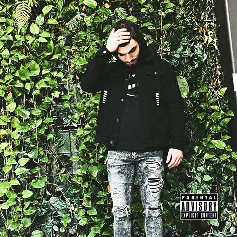 Money on My Lap (feat. TR.Hazard)