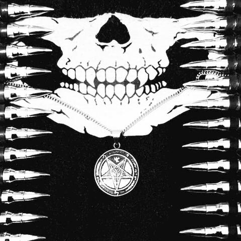 Unmasked Skull Fucker