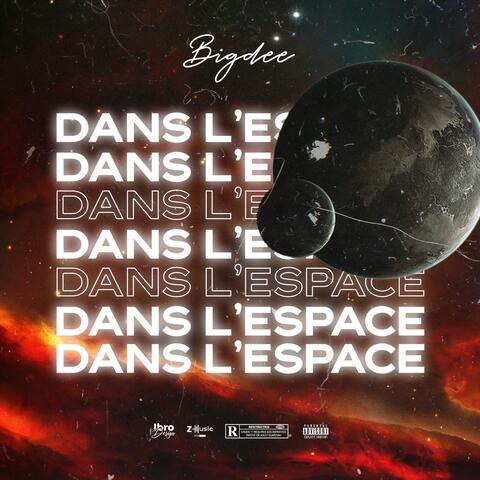 Dans l'Espace