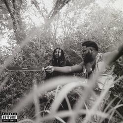 The Warz Outside (feat. Shirt Off Fe)