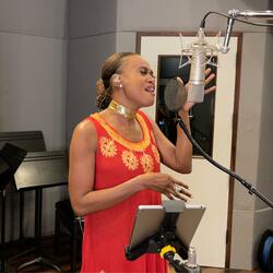 Just The Way You Are (feat. Lois Mahalia)