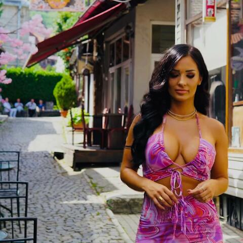 Mexicana (feat. Kushtrim Dobra)