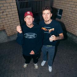 Momentan (feat. Tony Dean)