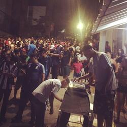 É a Melhor que Tem (feat. MC TH, MC SACI & MC BADGIRL)