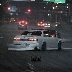 RUN (feat. Frozeine)