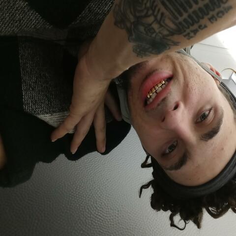 Drive the boat freestyle