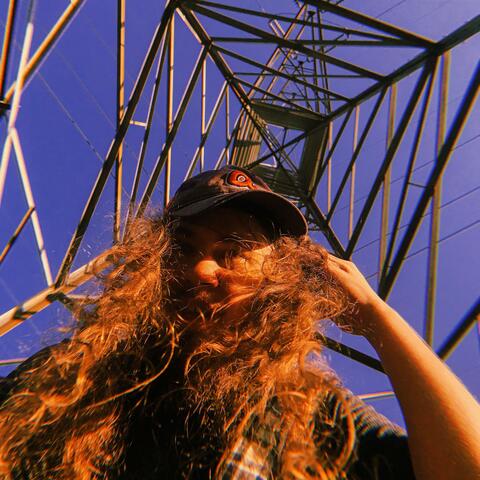 Daises (feat. Easy Ell & Jabriel)