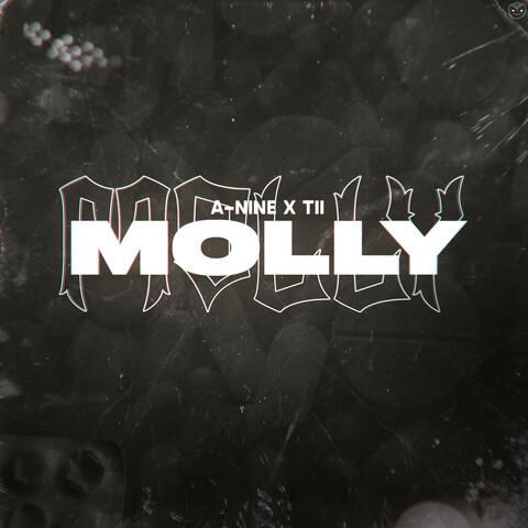 Molly x Tii