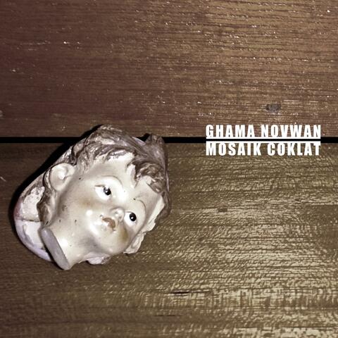 Mosaik Coklat