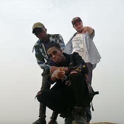 Mini Moi (feat. El zaré & BibiSixrois Royaume 229)