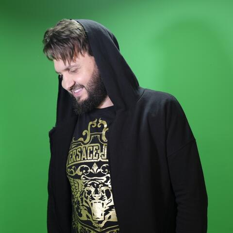 Apel Masqué