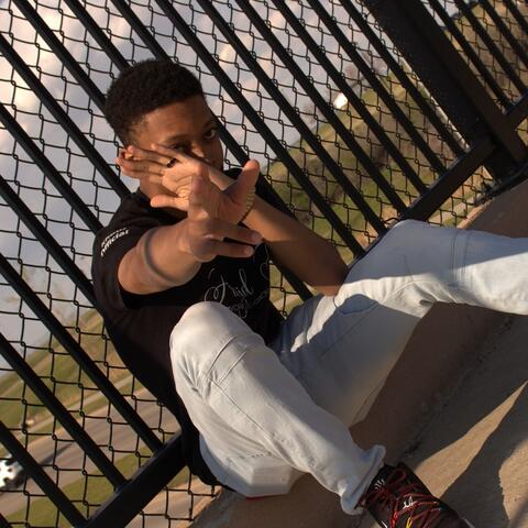 Who Want Smoke With Khoul (Remix)