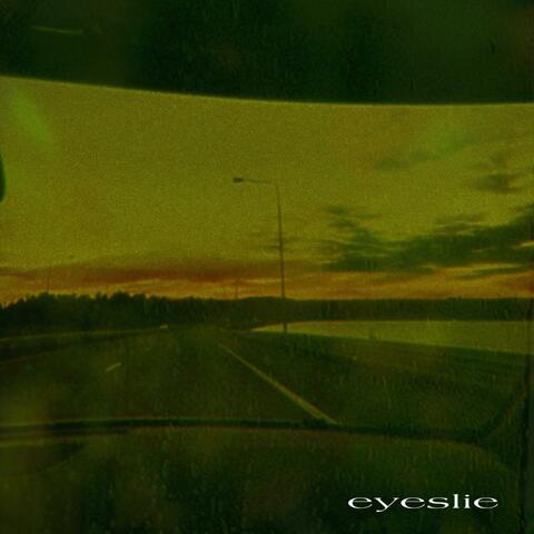 Eyeslie
