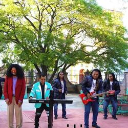 La niña del Sentimiento (feat. El Zurdo y Su Versatilidad de Oaxaca)