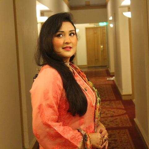 Dhunein by Sara Raza Khan
