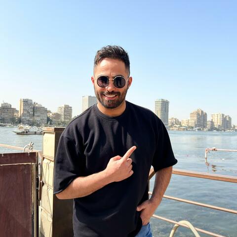 أول  مره