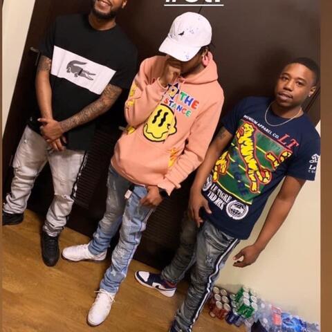GOD FLOW (feat. xDomo)