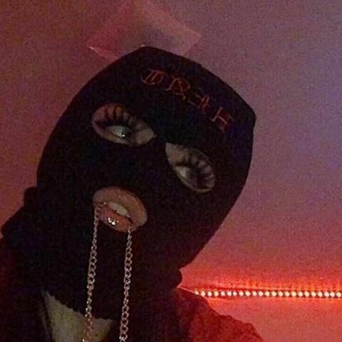 suicidal interlude (feat. daggerdickq)