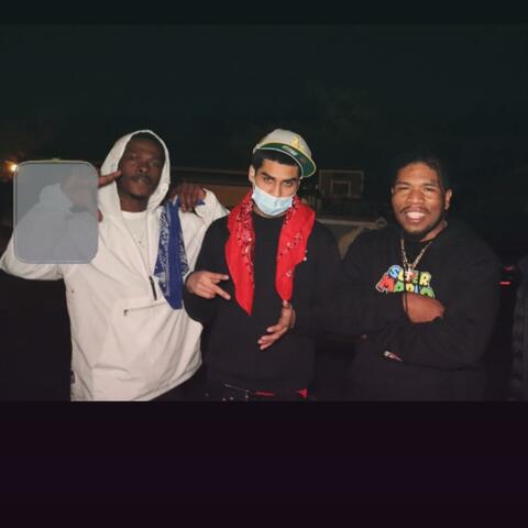White Flags (feat. AobReek & AobPoppaa)