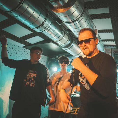 SECRET SAUCE (feat. ŠKAMPA THE VIOLET)