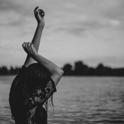 Didn't The River Know? (feat. Alex O'Brien, Hollie Olson, Steve Johnson & Piergiorgio Lucidi)