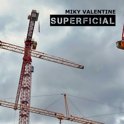 SUPERFICIAL