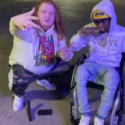 Gucci flow (feat. Zettie Wayne)