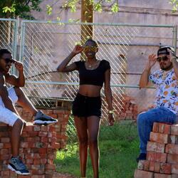 Go get it (feat. Kroe, Maurice magiq & Sparkle champagne)