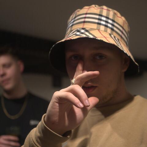 Ponad wszystkim (feat. Koszo)