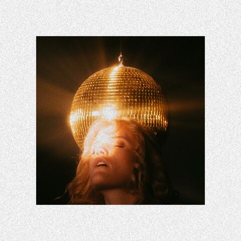 LOST IN THE SUN (feat. Tega Tiyi)