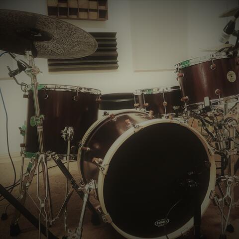 EIGHT NOTES GROOVES AND FILLS