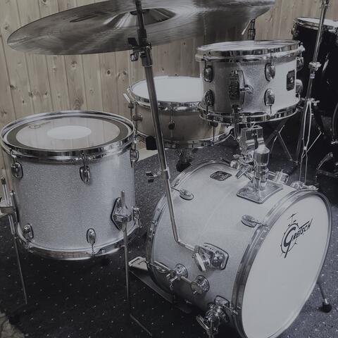 16th NOTES EAR DRUMMING GROOVES WITH FILLS