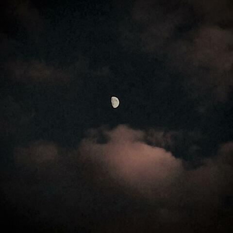 Nächte wach (feat. Cara)