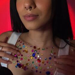 Jewel tapping & scratching