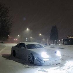 Snowfall (feat. Thrxll)
