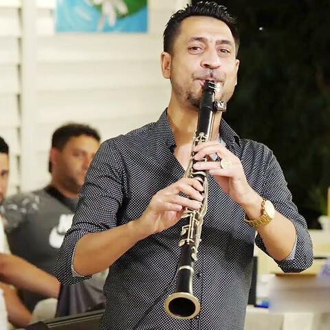 LIVE PERFORMANCES