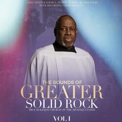 Thunderous Praise (feat. Min. Julian Vaughn)