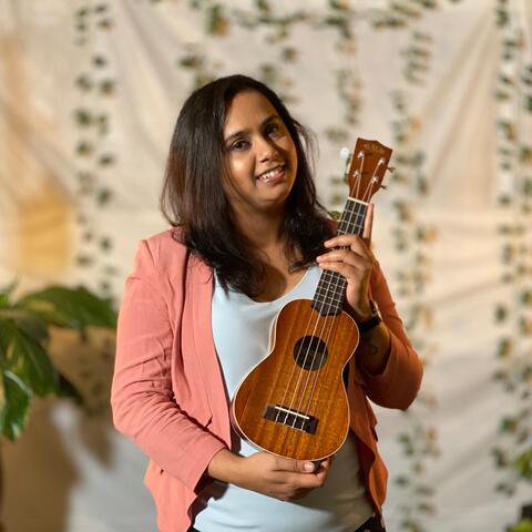 Jeeva Hoovagide