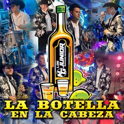Con La Botella En La Cabeza