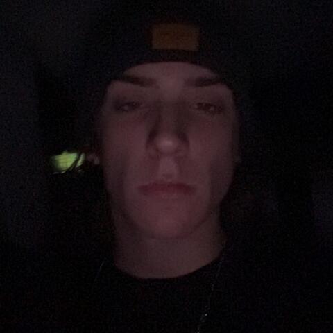 interlude of love (feat. Alex Hawk)