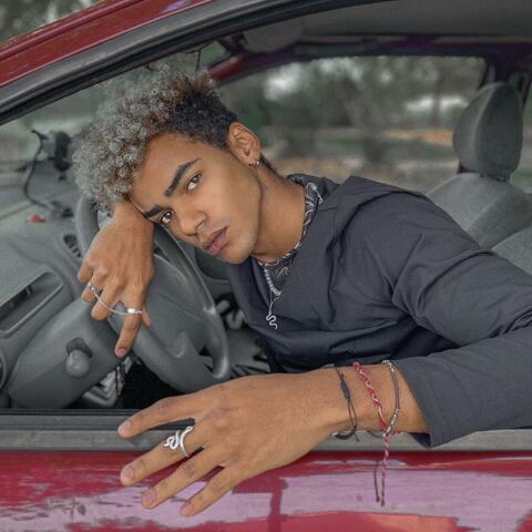 Ian Benavides Extended Version