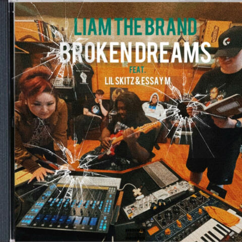 Broken Dreams (feat. Lil Skitz & Essay M)