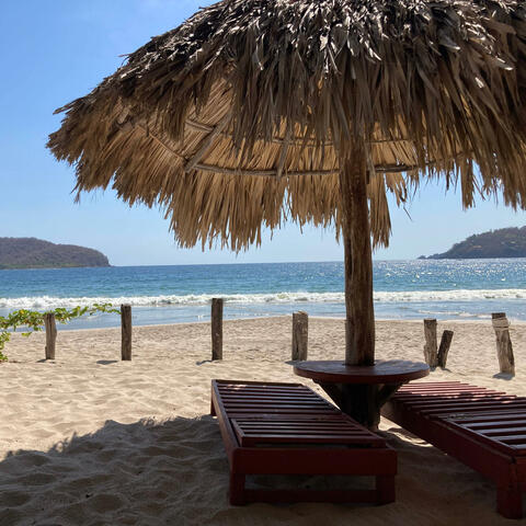 Midday Surf and Ambient Sound at Zihuatanejo