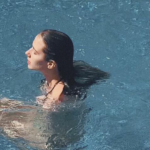 safe & sound (feat. Alex Galli)