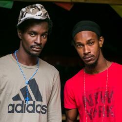 Movay Femme (feat. Unruly Dan)