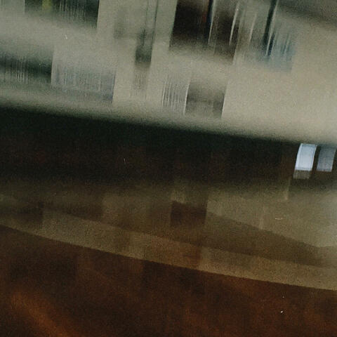 5AM (feat. Scott-Díor)