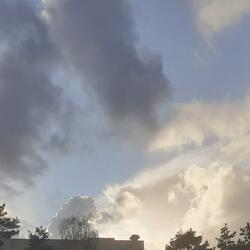 Moln Blåser Bort (feat. Freddie Wildén)