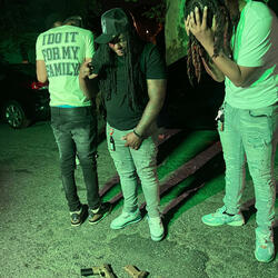 Out my top (feat. Otw Russ & HYWI Two3)