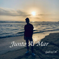 Junto Al Mar